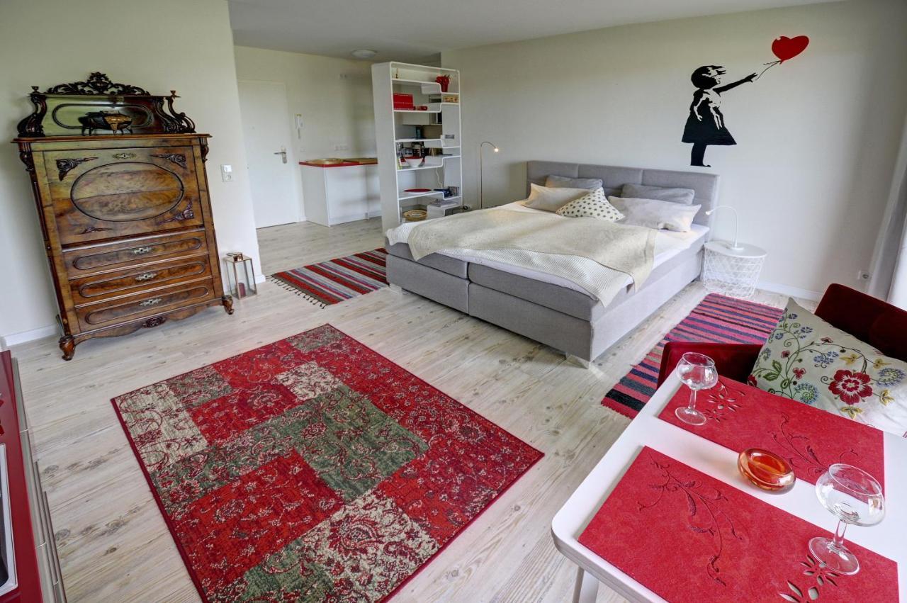 Fewo1846 - Flensview - Komfortables Studioapartment Mit Balkon Und Hafenblick เฟลนส์บวร์ก ภายนอก รูปภาพ
