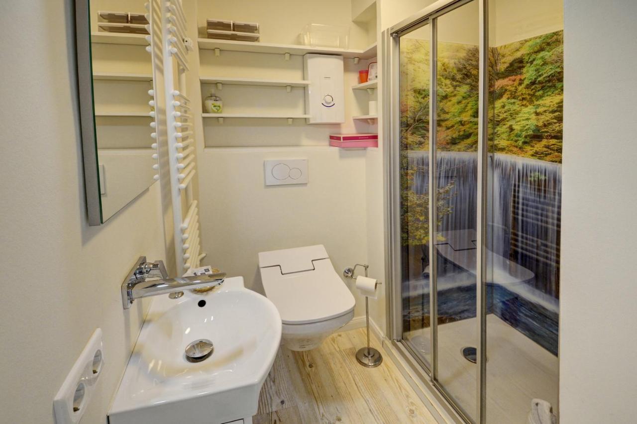 Fewo1846 - Flensview - Komfortables Studioapartment Mit Balkon Und Hafenblick เฟลนส์บวร์ก ภายนอก รูปภาพ