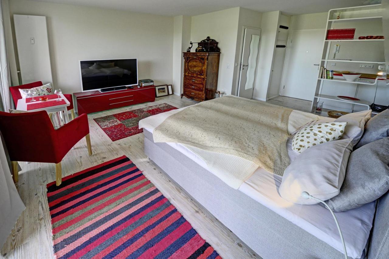 Fewo1846 - Flensview - Komfortables Studioapartment Mit Balkon Und Hafenblick เฟลนส์บวร์ก ภายนอก รูปภาพ